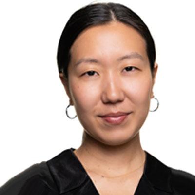 Portrait photo of Kristen Kim