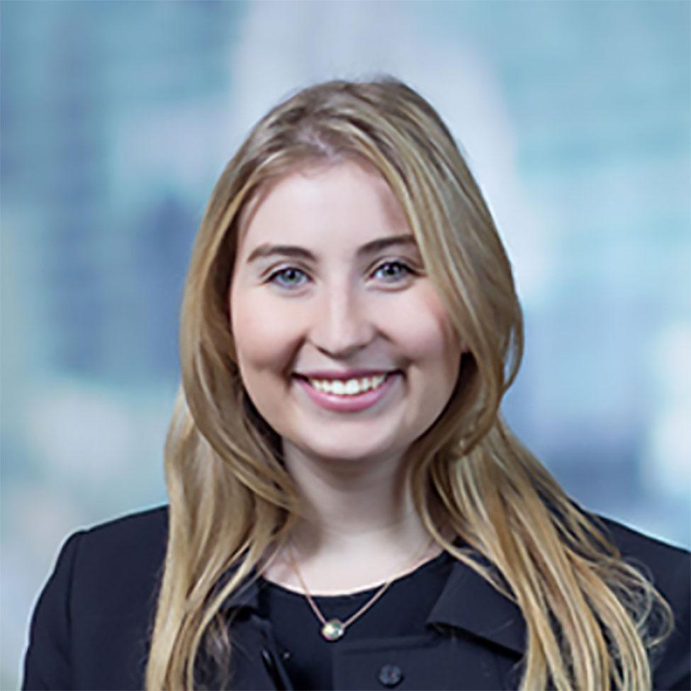 Pace University's Business Economics alumna and JP Morgan Asset Management portfolio manager Kelsey Berro