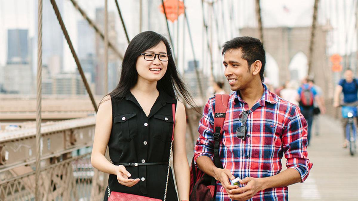 Students walking on the Brooklyn Bridge