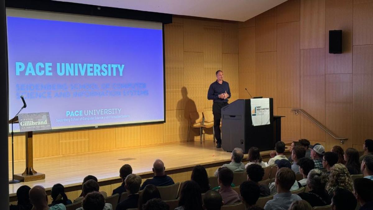 Pace University Seidenberg professor Joe Acampora presenting at Westchester Community College for U.S. Senator Kirsten Gillibrand’s Lower Hudson Valley Region Service Academy Night.