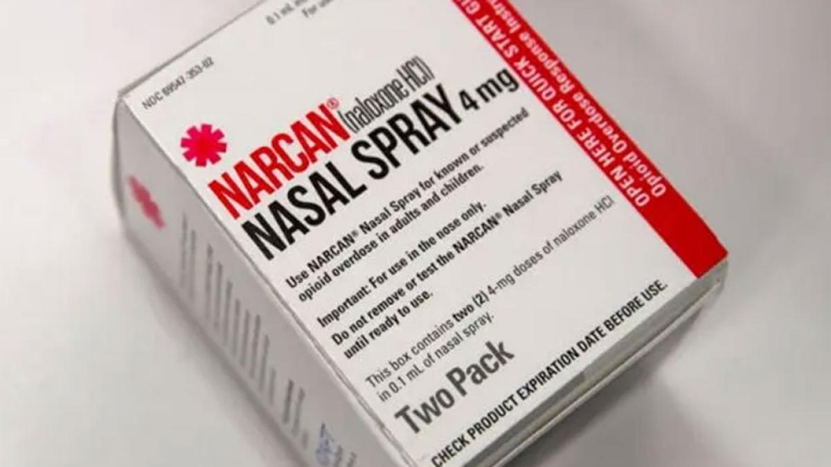 Narcan spray in box