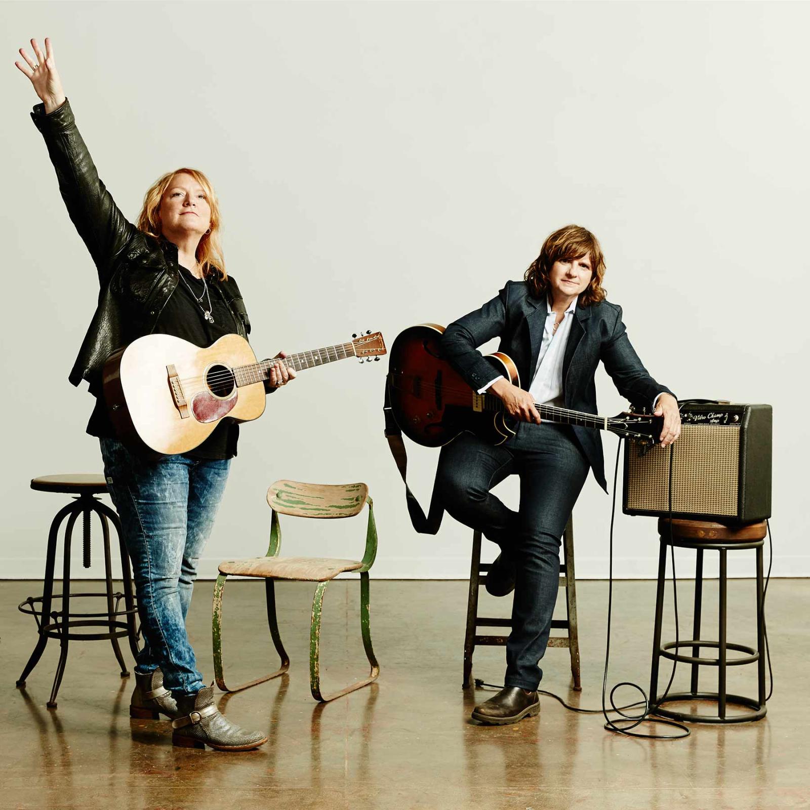 Indigo Girls, to perform at the Women's Justice Center Raising the Bar Benefit Concert