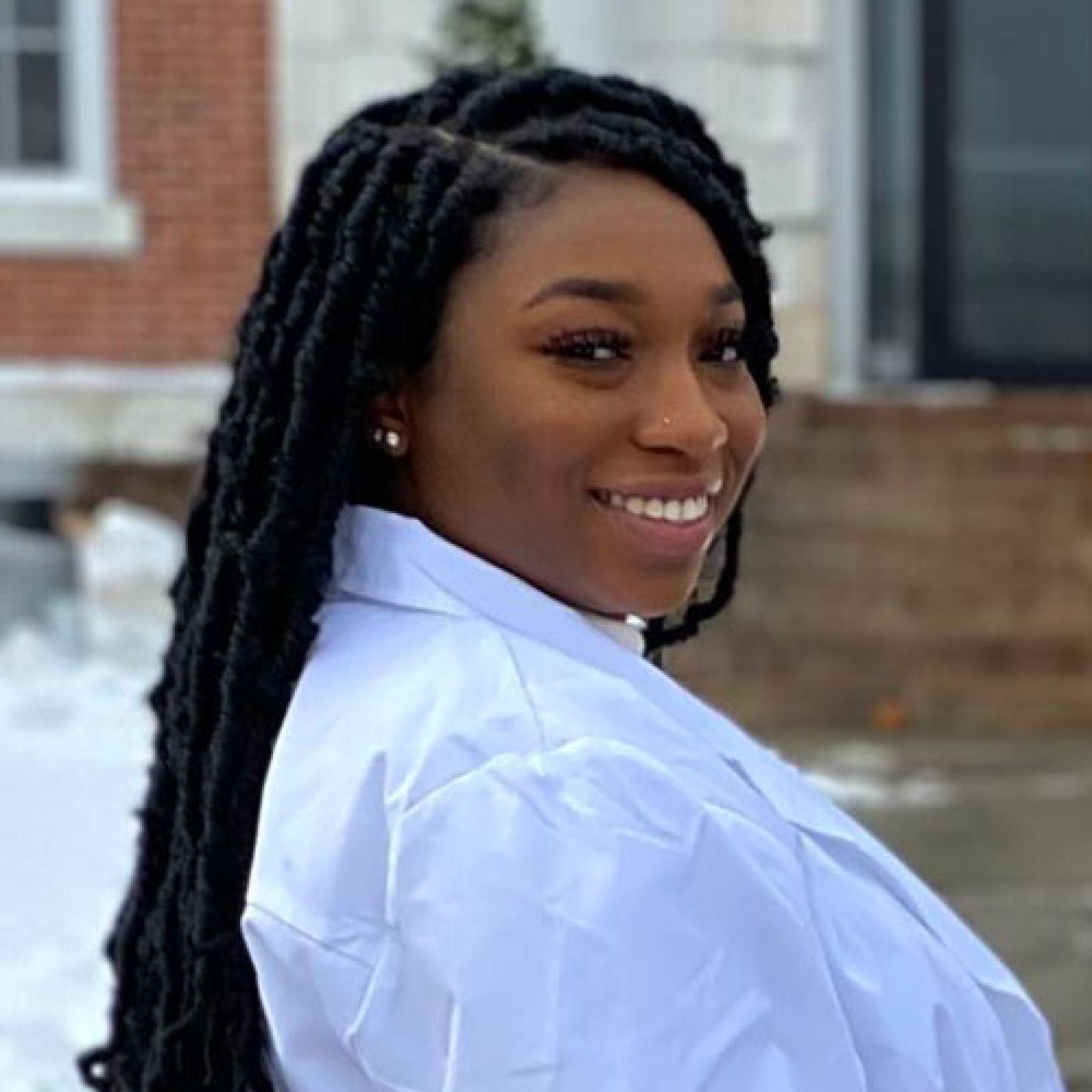 Janine Smalling ‘23, MS Biochemistry and Molecular Biology student at the Dyson College of Arts and Sciences, Pace University 